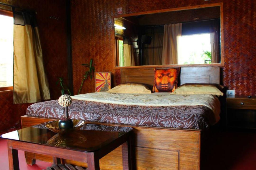 Rock Water Resort Morjim Chambre photo