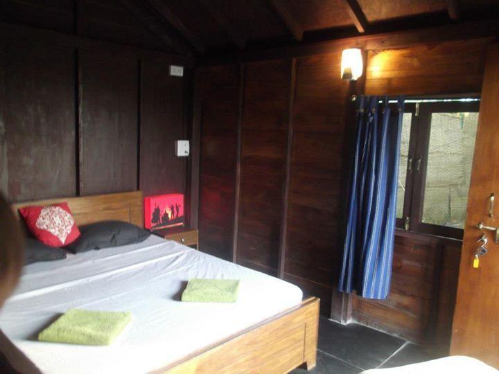 Rock Water Resort Morjim Chambre photo