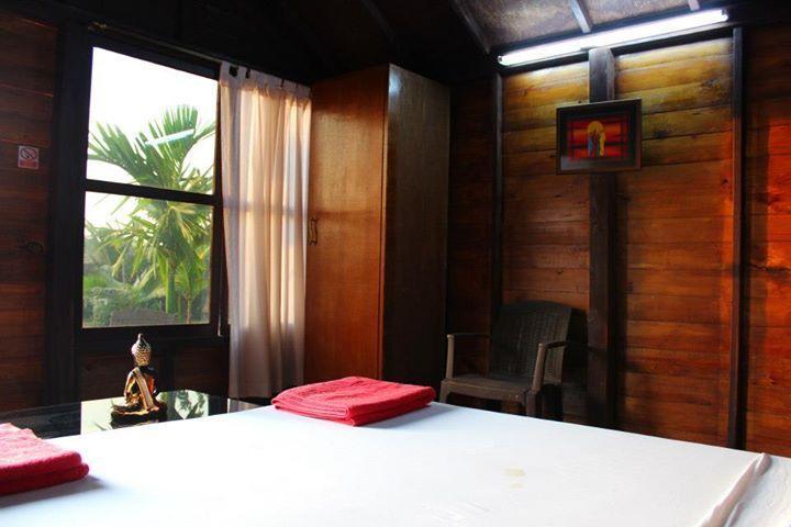 Rock Water Resort Morjim Chambre photo